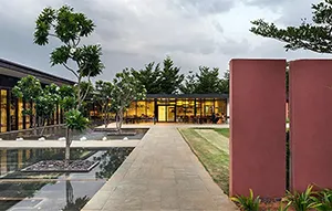 Gallery Photo of 24K Manor