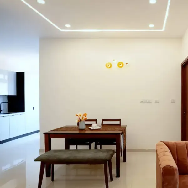 Interior 4